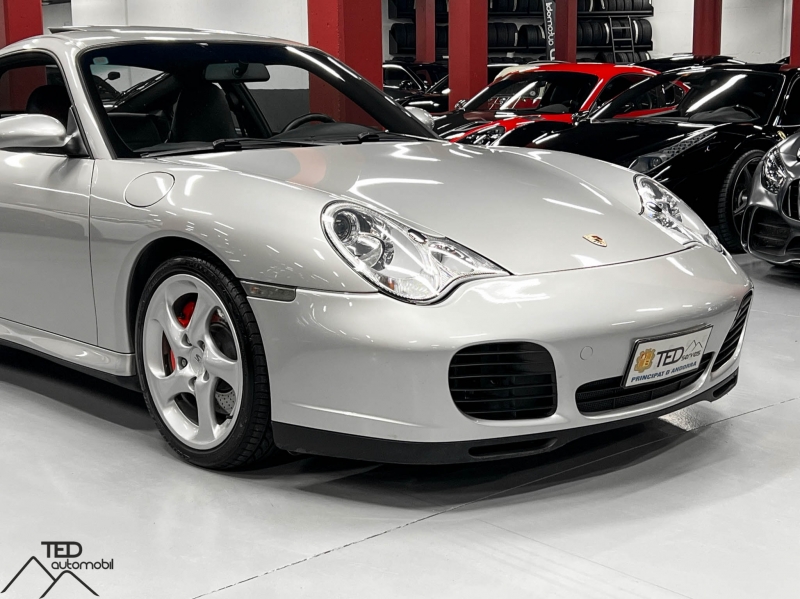 Porsche 996 Career 4S 320CV