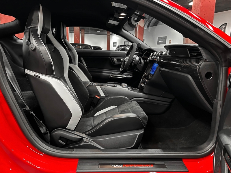 Ford Mustang Shelby GT500 760cv Золотой билет углерод