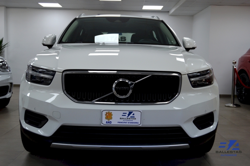 Volvo XC40 150CV Immentum AWD