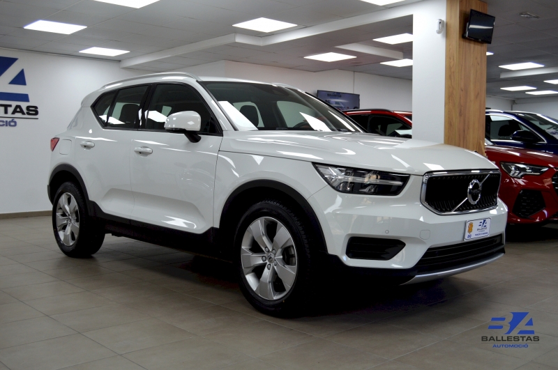 Volvo XC40 150CV Immentum AWD