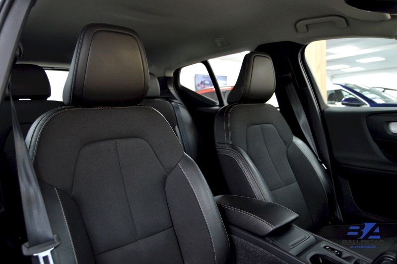 Volvo XC40 150CV Immentum AWD