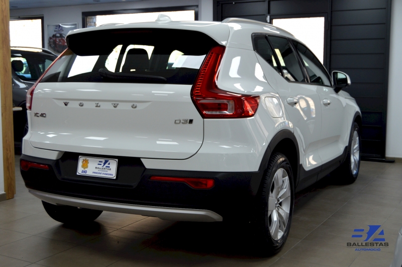 Volvo XC40 150CV Immentum AWD