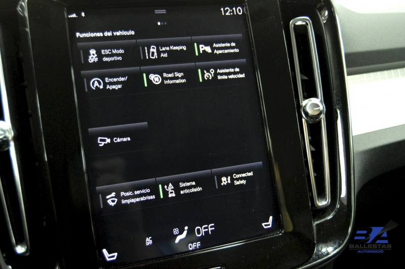 Volvo XC40 150CV Immentum AWD
