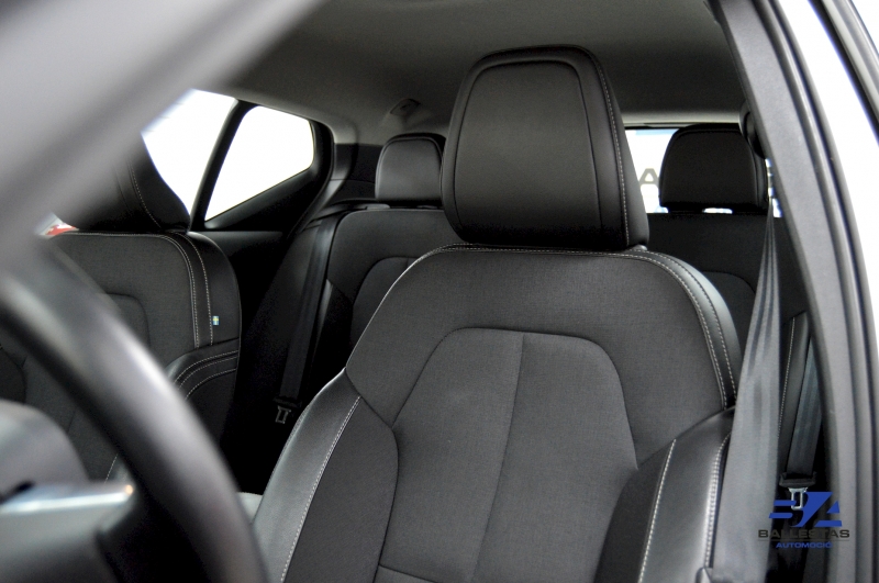 Volvo XC40 150CV Immentum AWD