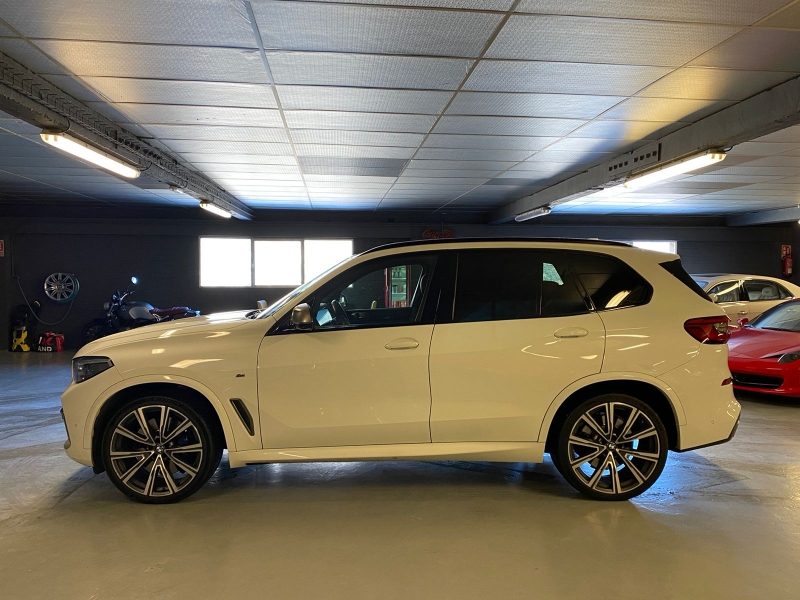 BMW X5 M50D 