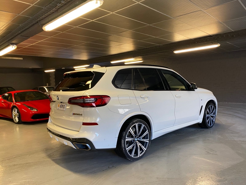 BMW X5 M50D 