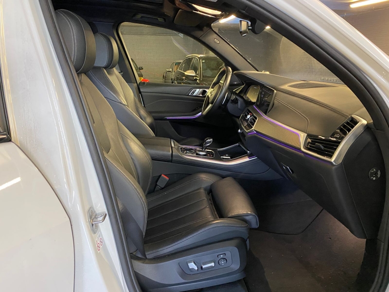 BMW X5 M50D 