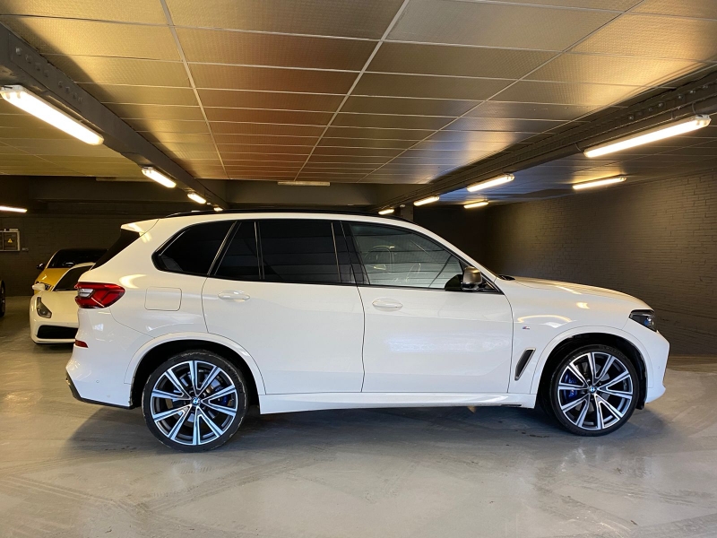 BMW X5 M50D 