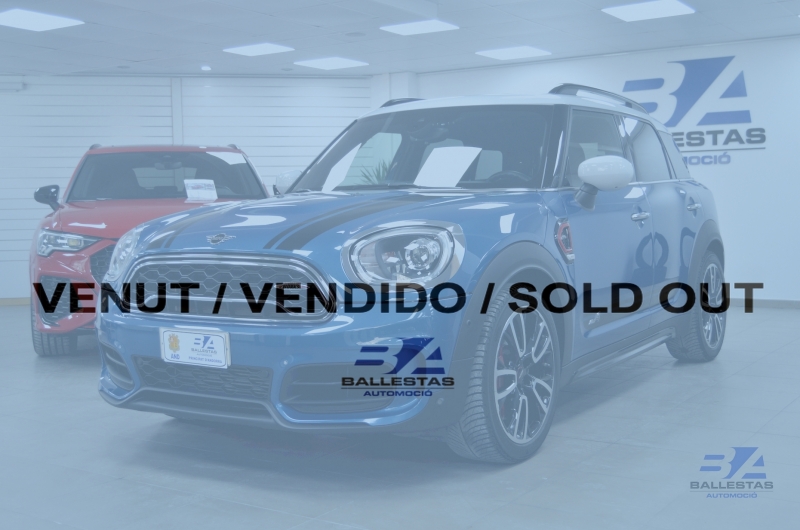 Мини -земляк Джон Купер работает 306CV All4