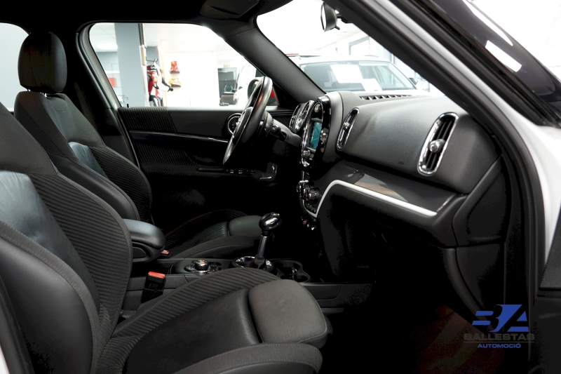 MINI Countryman John Cooper Works 231CV ALL4