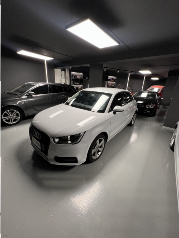 AUDI A1 SPORTBACK TFSI УЛЬТРА 95cv