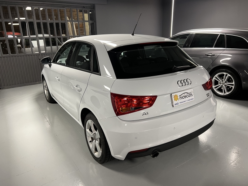 AUDI A1 SPORTBACK TFSI УЛЬТРА 95cv
