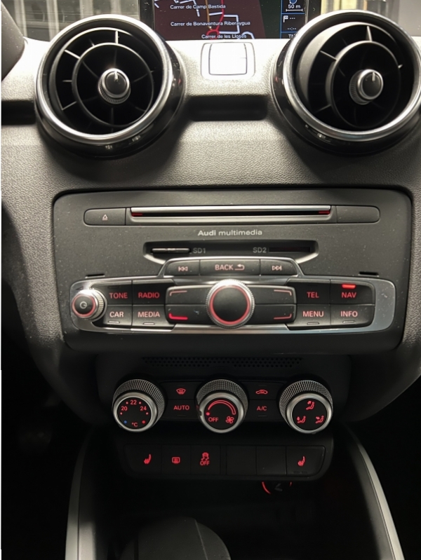 AUDI A1 SPORTBACK TFSI УЛЬТРА 95cv
