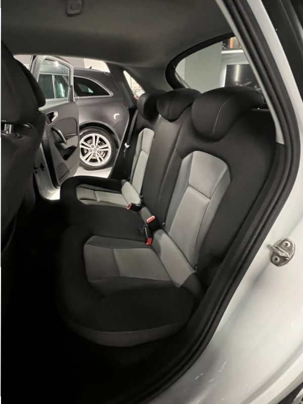 AUDI A1 SPORTBACK TFSI УЛЬТРА 95cv