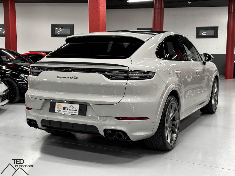 Porsche Cayenne Coupé GTS 460CV
