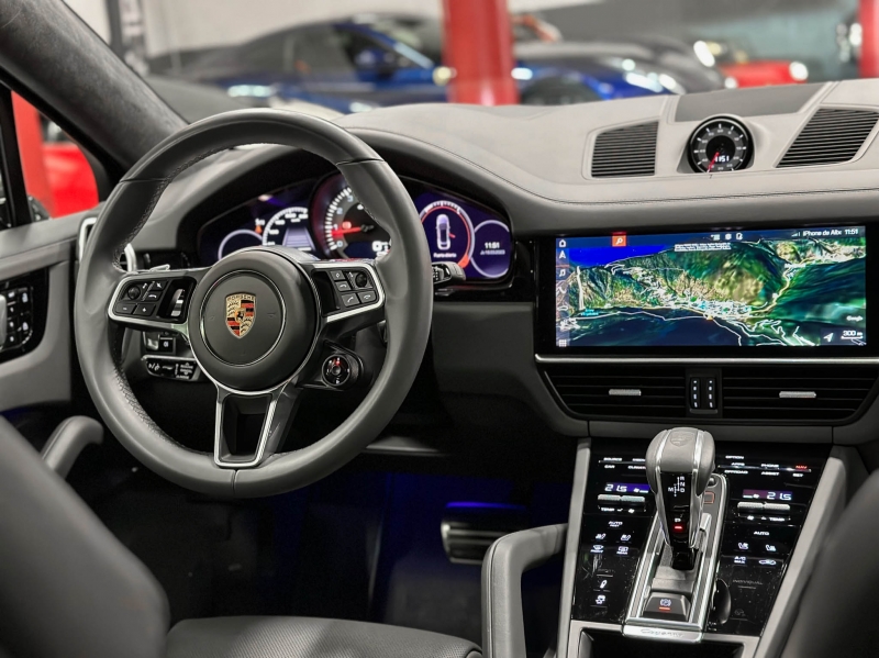 Porsche Cayenne Coupé GTS 460CV