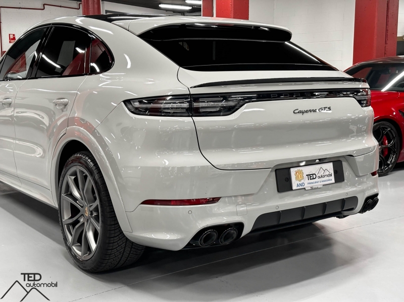 Porsche Cayenne Coupé GTS 460CV