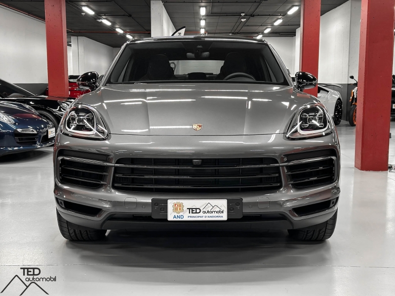 Porsche Cayenne Coupe e-Hybrid 462cv nou