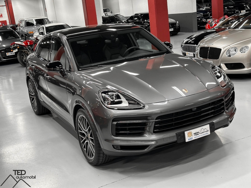 Porsche Cayenne Coupe e-Hybrid 462cv nou