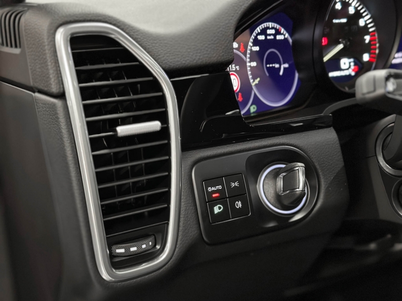 Porsche Cayenne Coupe e-Hybrid 462cv nou