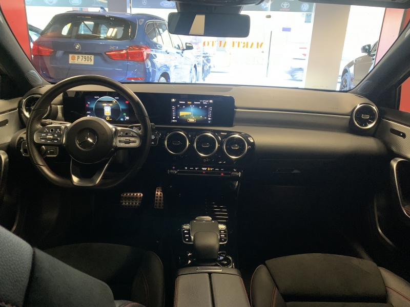 Mercedes в 220 4 Matic Amg