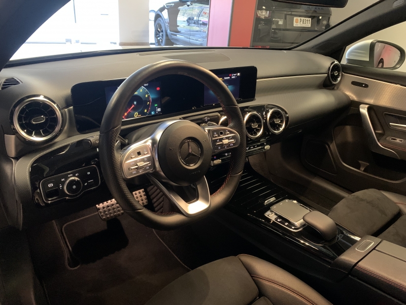 Mercedes в 220 4 Matic Amg