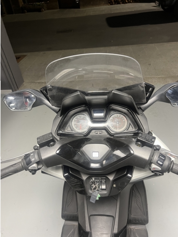Honda Forza 125cc 4000 км