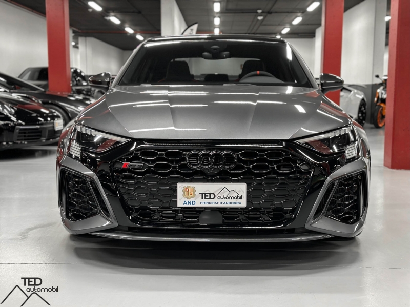 Audi RS3 Седан 400CV