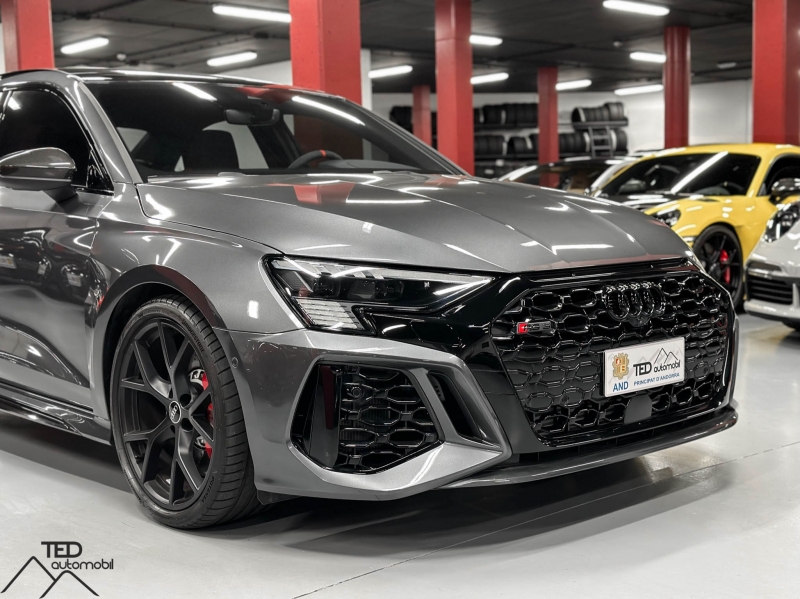 Audi RS3 Седан 400CV