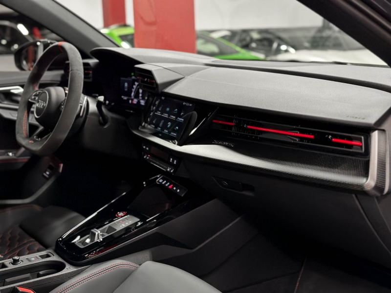 Audi RS3 Седан 400CV