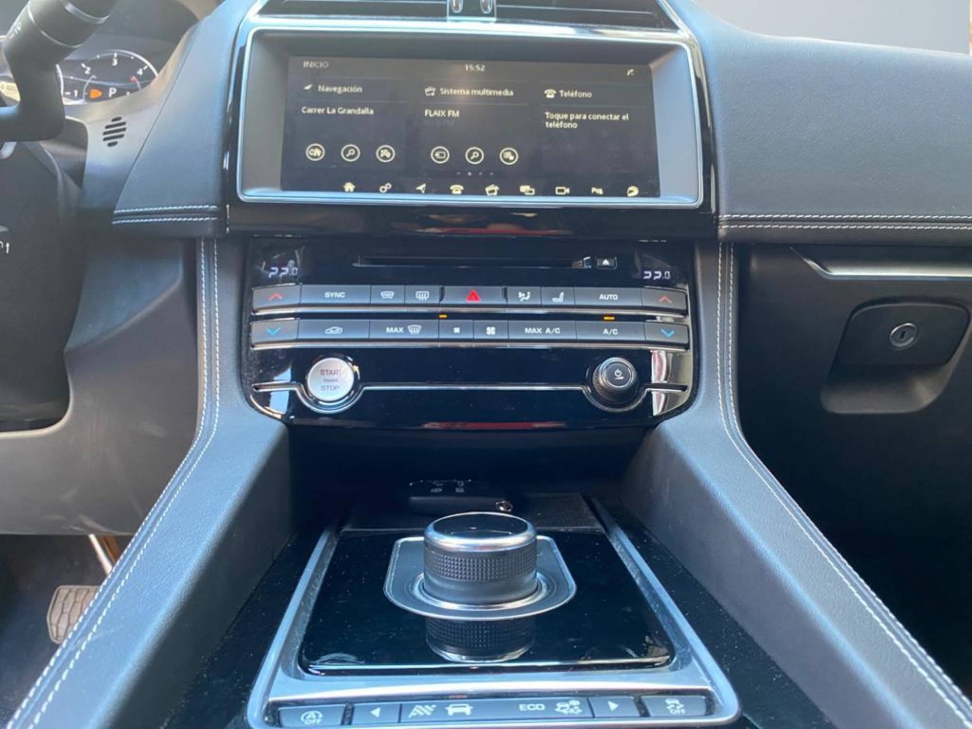 Jaguar F-Pace SUV