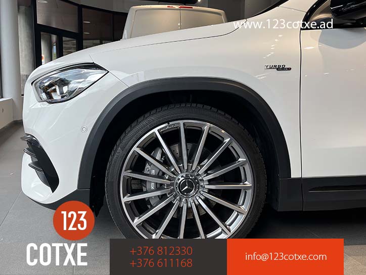 Mercedes-Benz GLA 45 AMG 4M /NAVI/LED/PANO/21´ ALU/NIGHT/ in SUVs