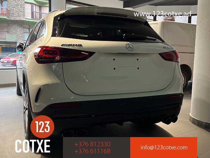 Mercedes-Benz GLA 45 AMG 4M /NAVI/LED/PANO/21´ ALU/NIGHT/ in SUVs