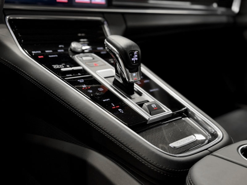 Porsche Panamera Turbo 550cv