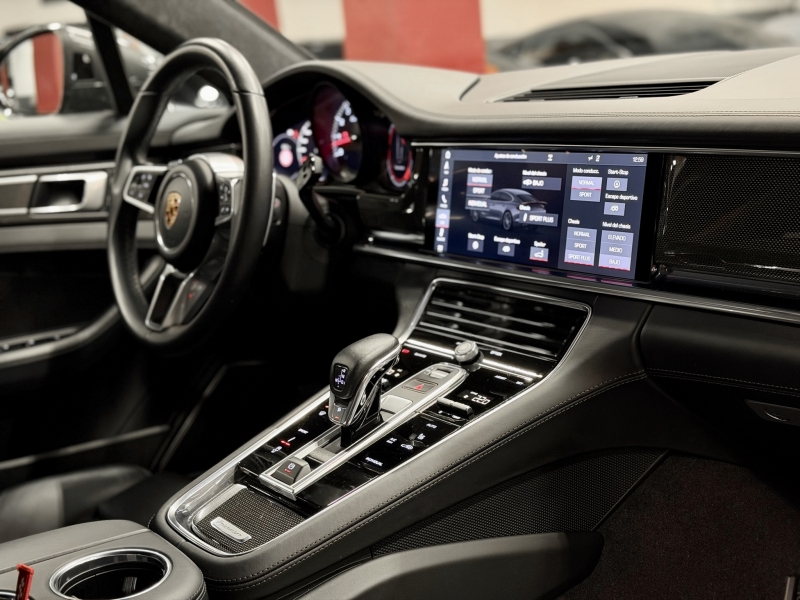 Porsche Panamera Turbo 550cv