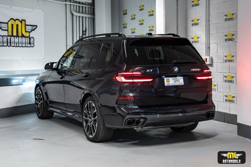 BMW X7 M60i xDrive 7 Seats
