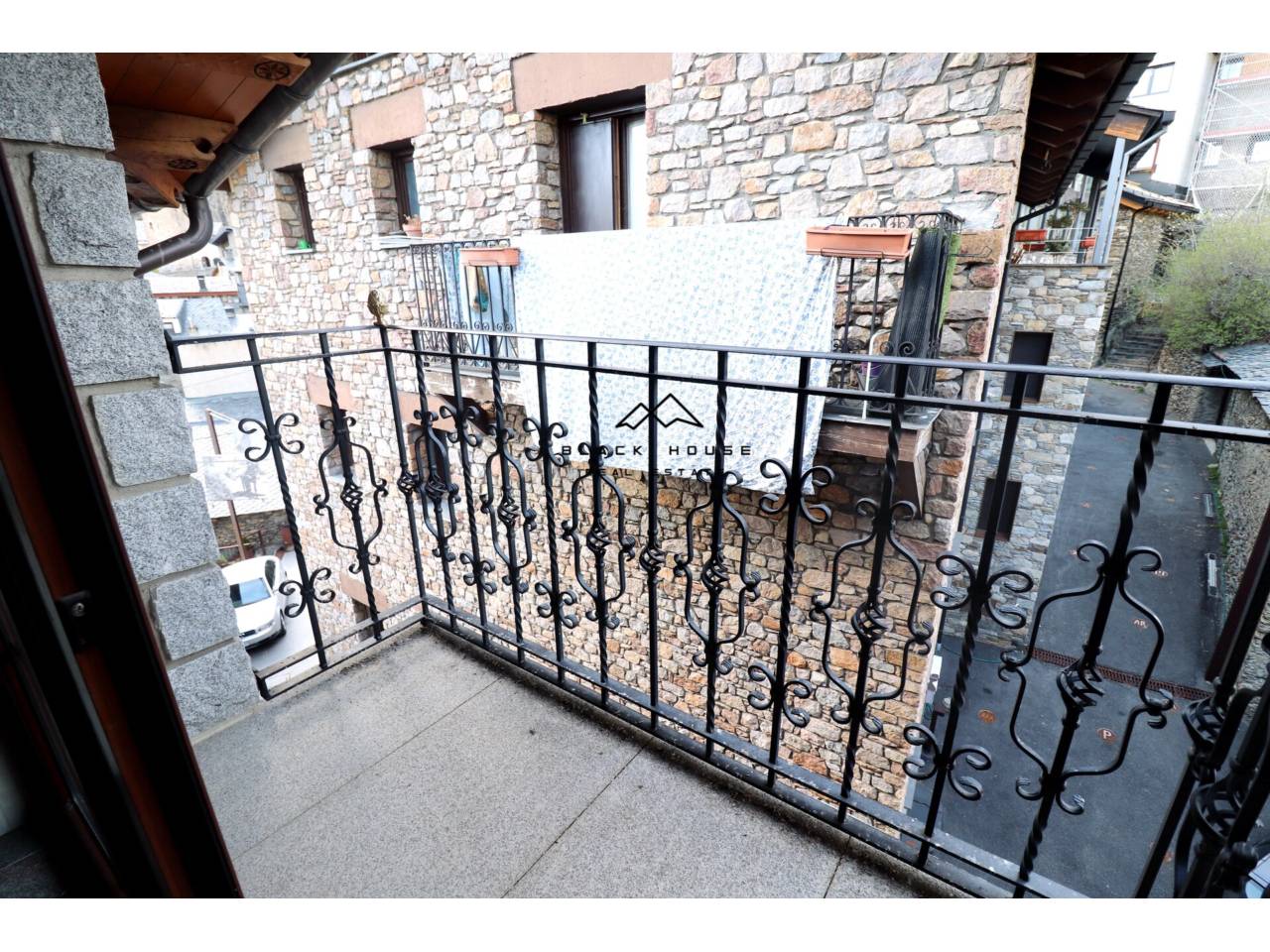 Здание для продажи в центре Nova Construction Canillo.