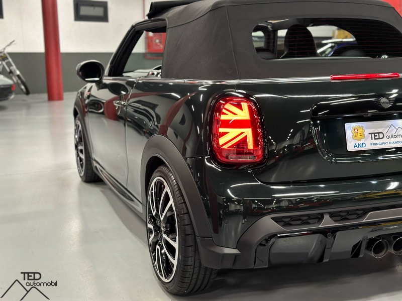 Mini John Cooper Works Cabrio 231cv green