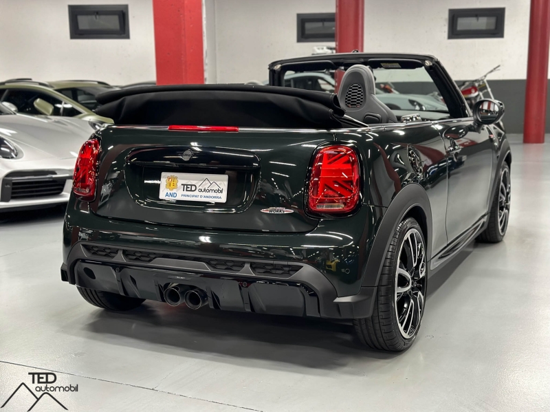 Mini John Cooper Works Cabrio 231cv green