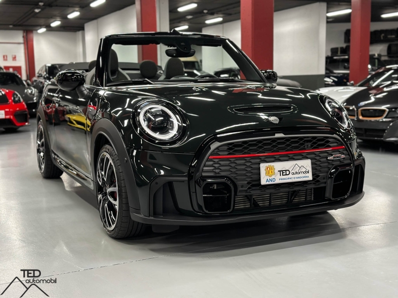 Mini John Cooper Works Cabrio 231cv green
