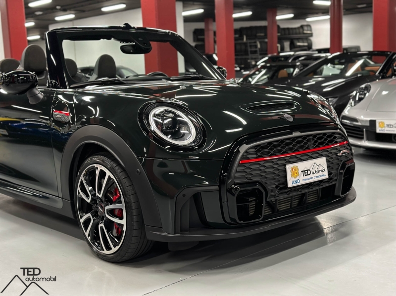 Mini John Cooper Works Cabrio 231cv green