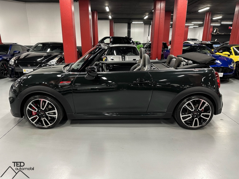 Mini John Cooper Works Cabrio 231cv green