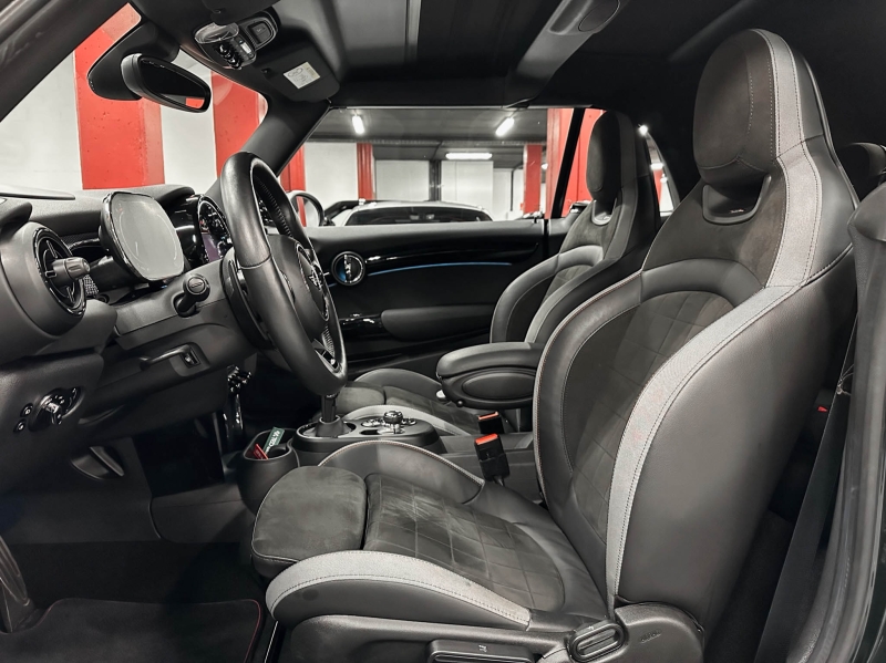 Mini John Cooper Works Cabrio 231cv green