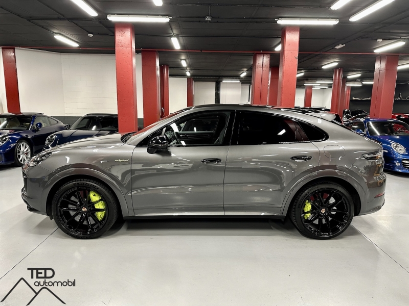 Porsche Cayenne Turbo S E-Hybrid 680CV