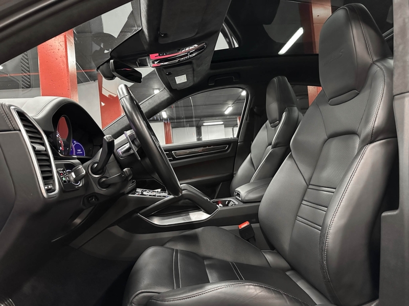 Porsche Cayenne Turbo S E-Hybrid 680CV