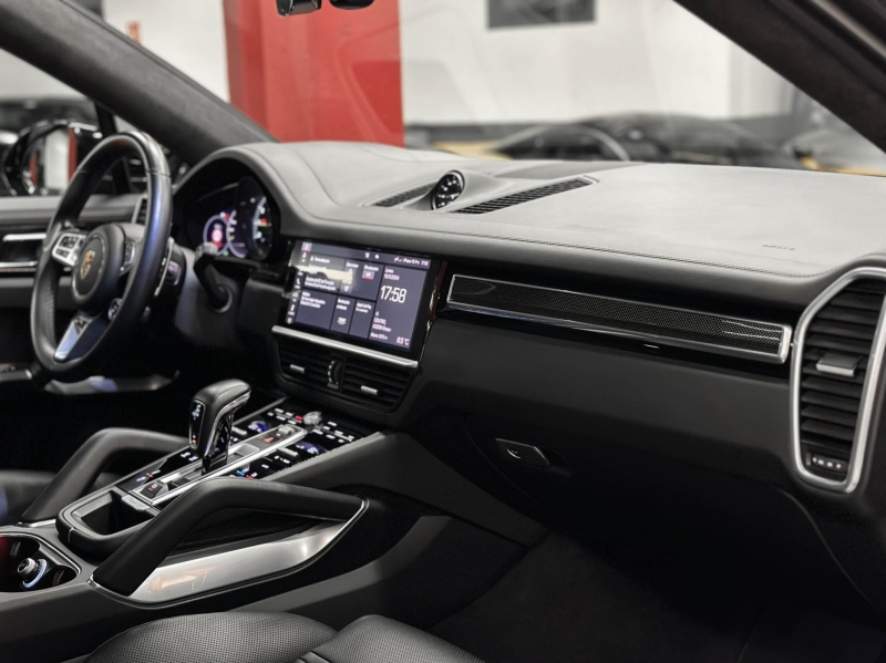 Porsche Cayenne Turbo S E-Hybrid 680CV