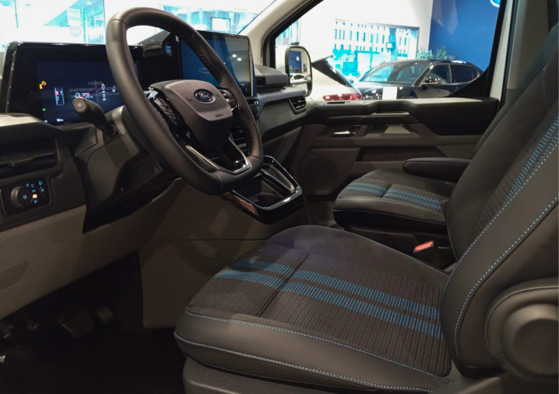 Ford Tourneo Custom 4x4 Sport SWD 2.0 Diesel 170 CV Automatic