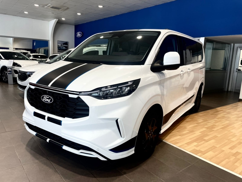 Ford Tourneo Custom 4x4 Sport SWD 2.0 Diesel 170 CV Automatic