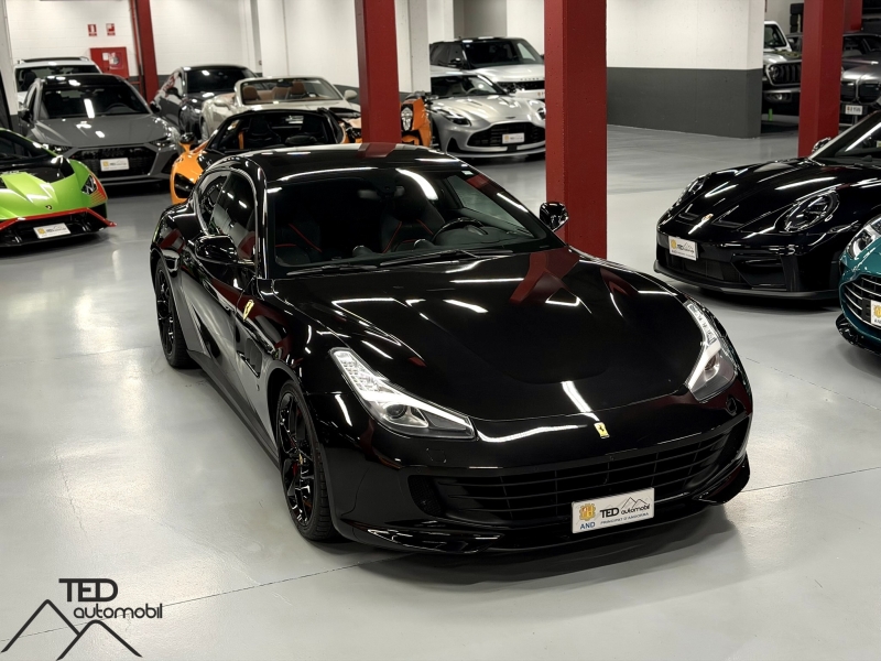 Ferrari GTC4 Lusso T 610cv