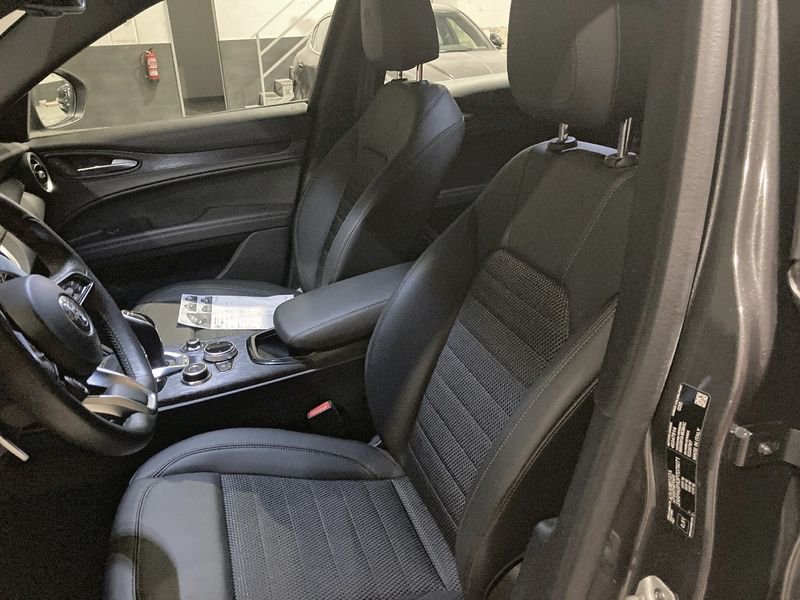 Alfa Romeo Stelvio 2.2 Diesel 160hp RWD Sprint